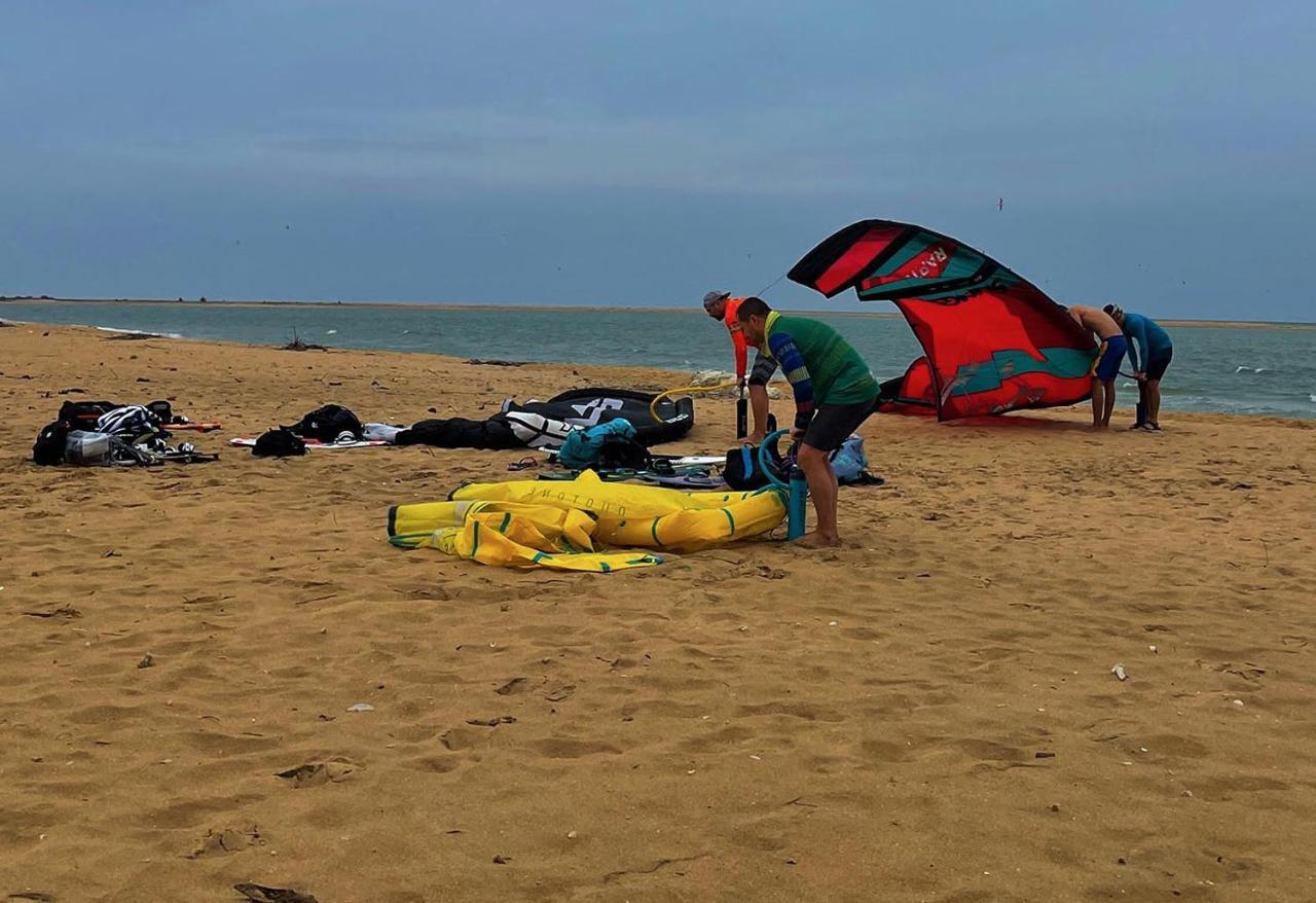 Blue Whale Resort & Kite Surfing Kalpitiya Exterior photo