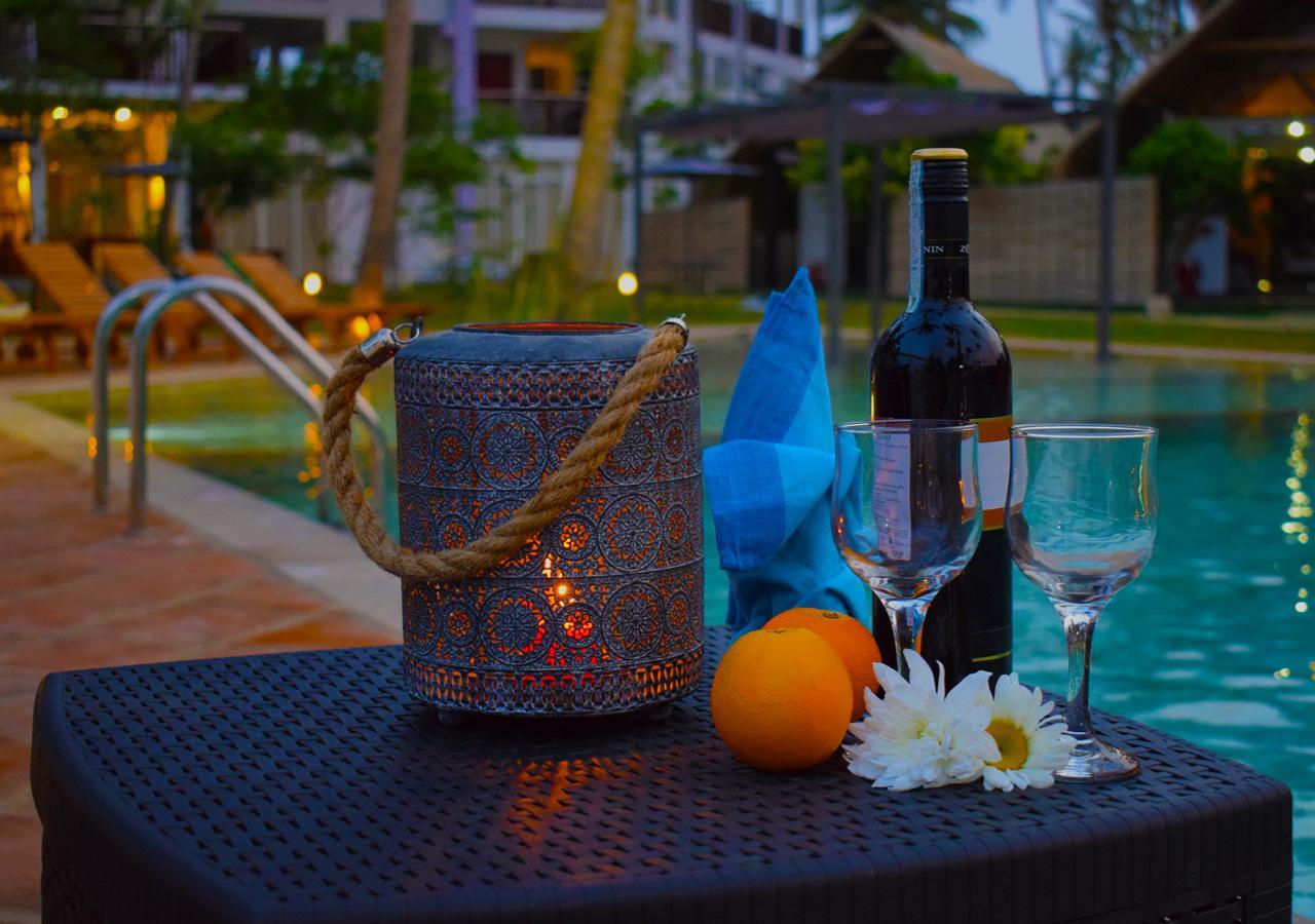 Blue Whale Resort & Kite Surfing Kalpitiya Exterior photo